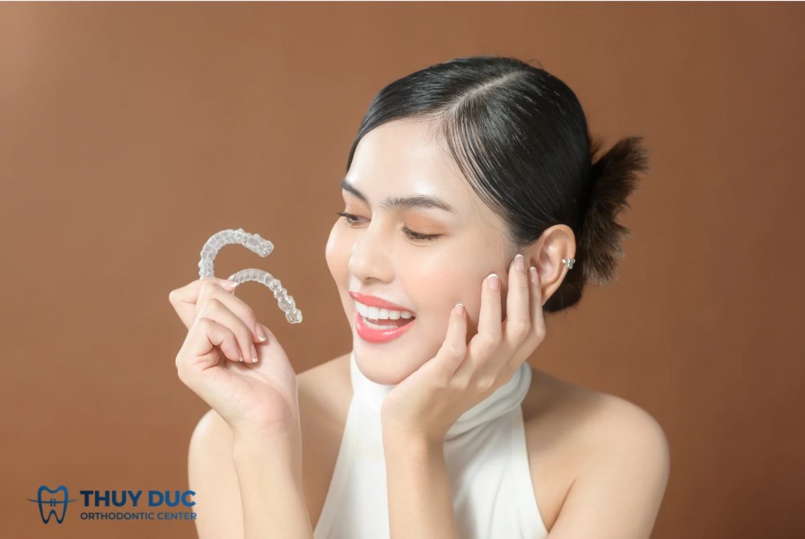 2.4. Niềng răng trong suốt– Lựa chọn lý tưởng 1
