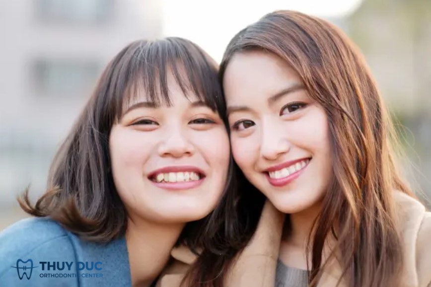 Tại sao người ta thích trồng răng khểnh giả? 1