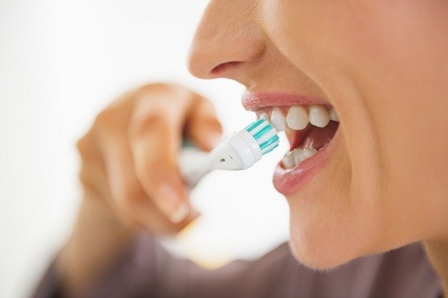  Có nên đánh răng sau khi nhổ răng khôn : Tất cả những gì bạn cần biết