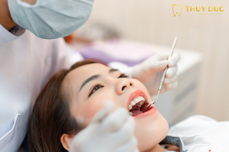 Quy trình nhổ răng hàm bị sâu chuẩn Y khoa 1