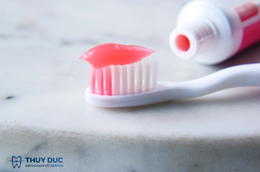 Lựa chọn kem đánh răng và dụng cụ chải răng phù hợp 1