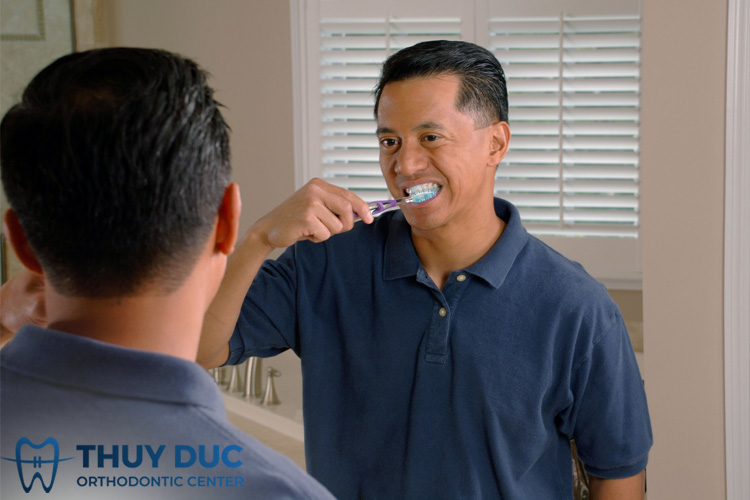 Đánh răng nhiều lần trong ngày có cần thiết không? 1