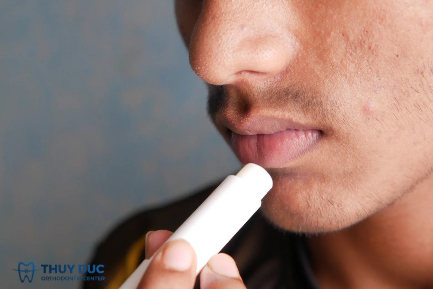 Nam giới có môi dày thì sao? 1