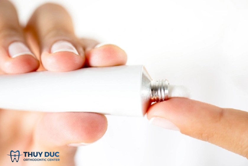 3.5. Những việc cha mẹ nên tránh khi trẻ bị nhiệt miệng 1