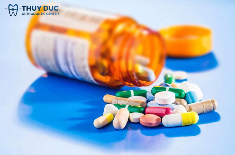 Những sai lầm cha mẹ thường mắc phải khi trẻ bị viêm lợi 1