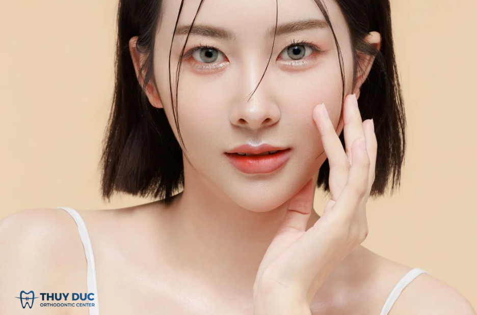 1.3. Độ dày – độ đầy – độ căng của môi 1