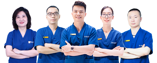 Đội ngũ bác sĩ