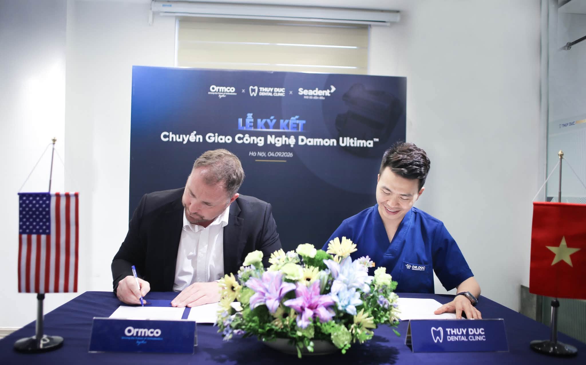LỄ KÝ KẾT CHUYỂN GIAO CÔNG NGHỆ MẮC CÀI THÔNG MINH DAMON ULTIMA 2 LỄ KÝ KẾT CHUYỂN GIAO CÔNG NGHỆ MẮC CÀI THÔNG MINH DAMON ULTIMA 2